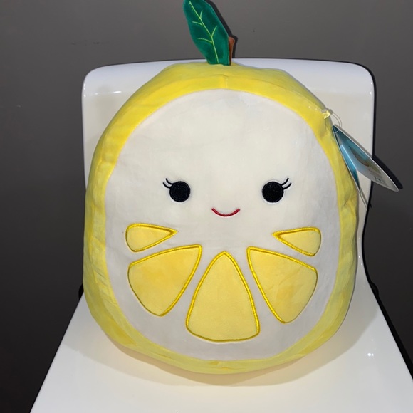 lemon wedge squishmallow